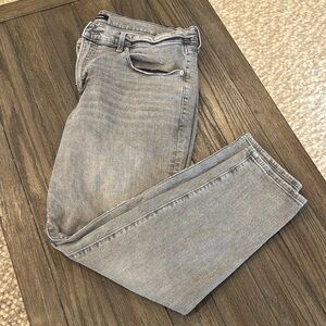 Express Men's Light Gray Straight Jeans